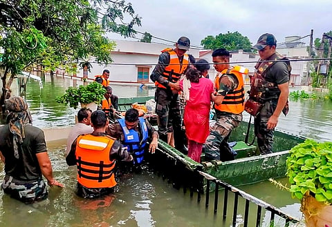 Relief works in Gujarat |